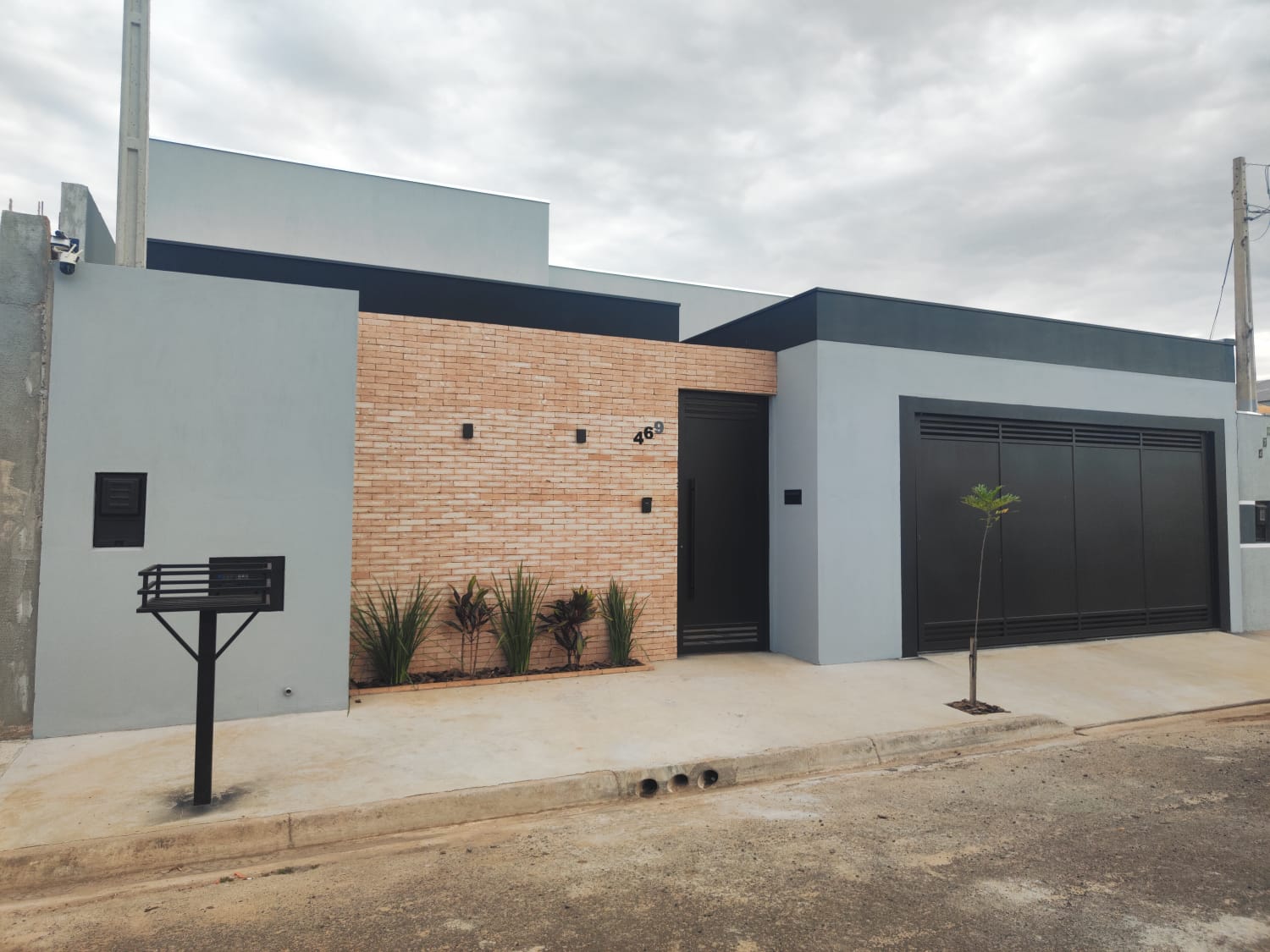 Casa térrea construída pela Aedificare em Penápolis-SP, obra concluída